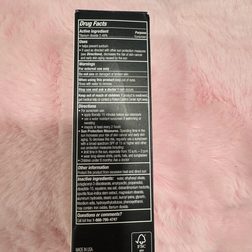 bareMinerals Original Liquid Mineral Foundation Broad Spectrum Spf 20 sunscreen